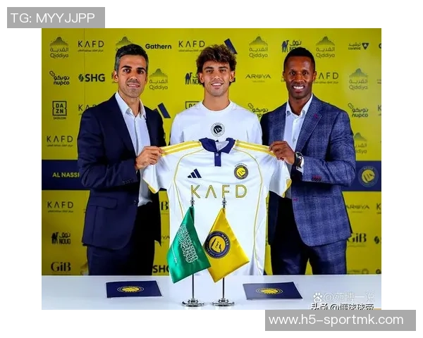 巴伊亚正式签下热刺前锋贝利斯转会费高达900万欧元